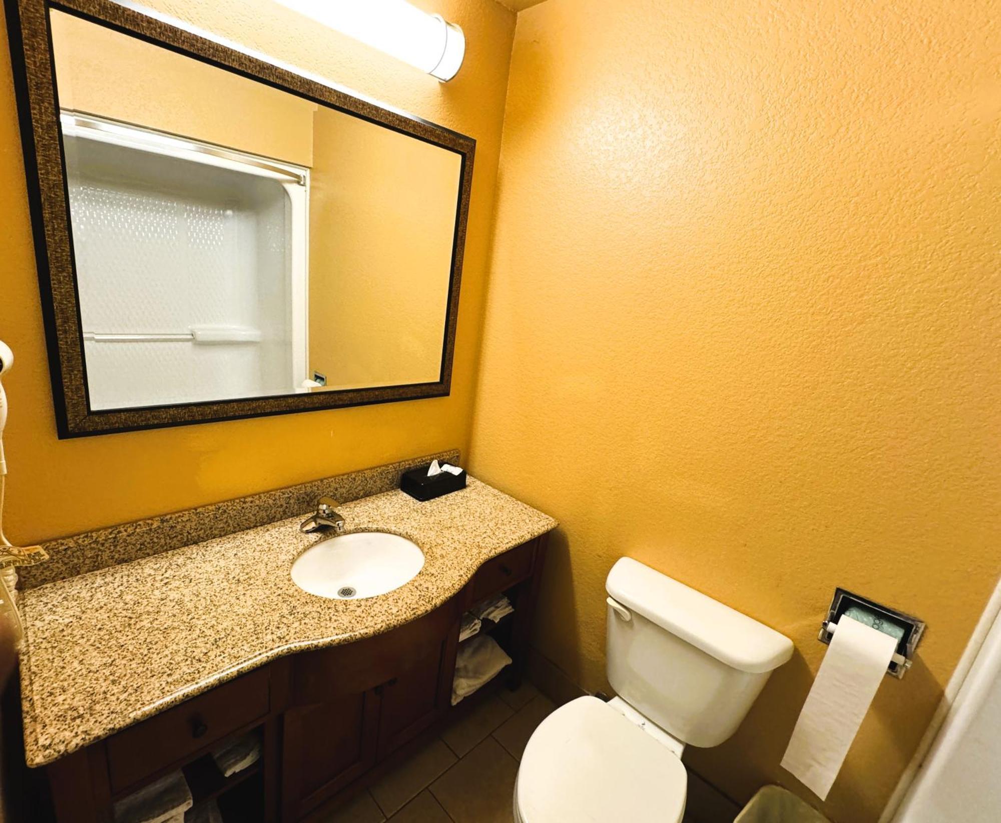 Quality Inn & Suites Mcalester On Hwy 69 & Us 75 Exterior foto